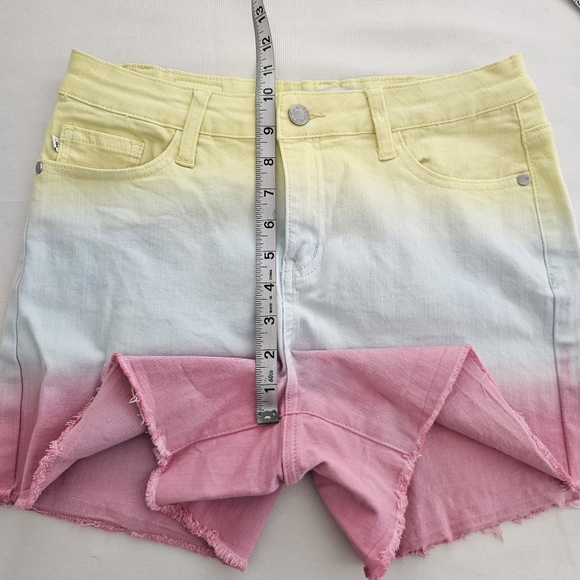 Judy Blue Pastel Ombre Rainbow Raw Hem Shorts Size M - Picture 9 of 13